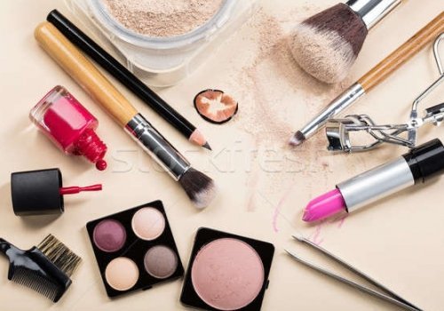 Remportez des échantillons de maquillage chez vous !