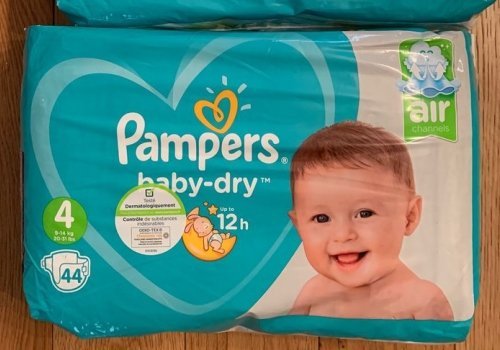 Lot de couches Pampers gratuit 